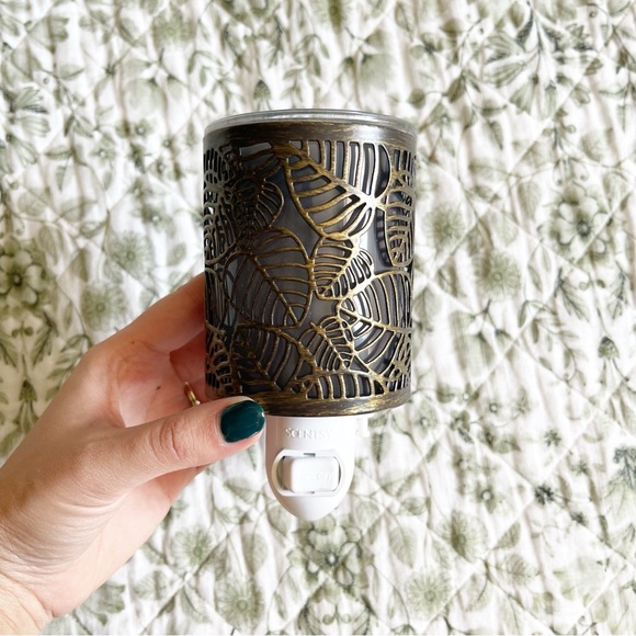 Scentsy Aspen Mini Warmer Wax Melter - Picture 2 of 5